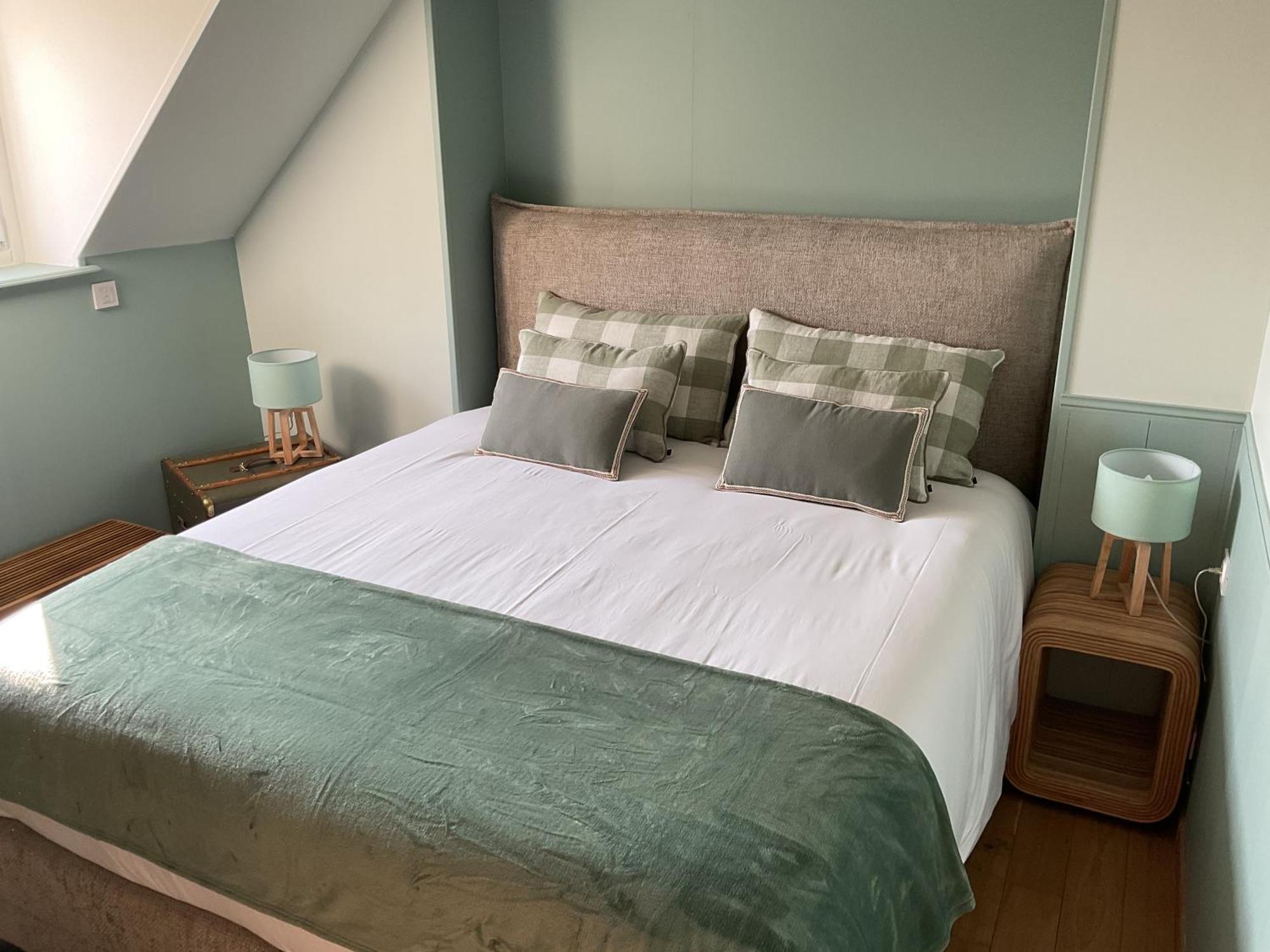 Bed and Breakfast Manoir De La Croix-Sonnet Трувиль-сюр-Мер Экстерьер фото